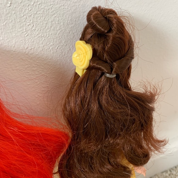 DISNEY PRINCESSES THE LITTLE MERMAID & BELLE - Picture 7 of 9